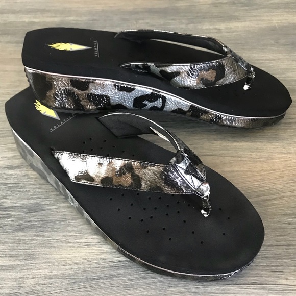 Volatile Shoes - Volatile sandals cute print